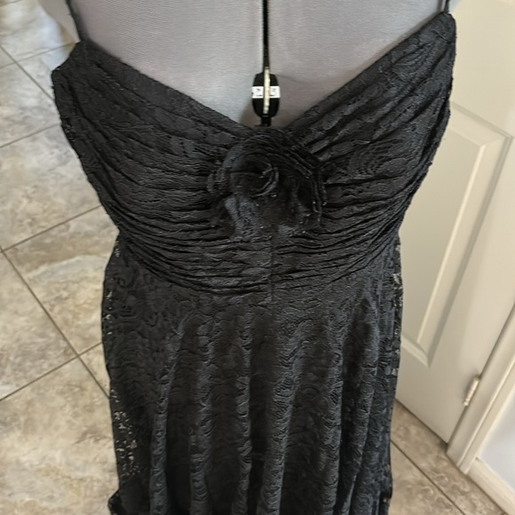 NWT Cynthia Rowley Long Spaghetti strap Lace Dress. Black. Size 12 - Picture 4 of 8